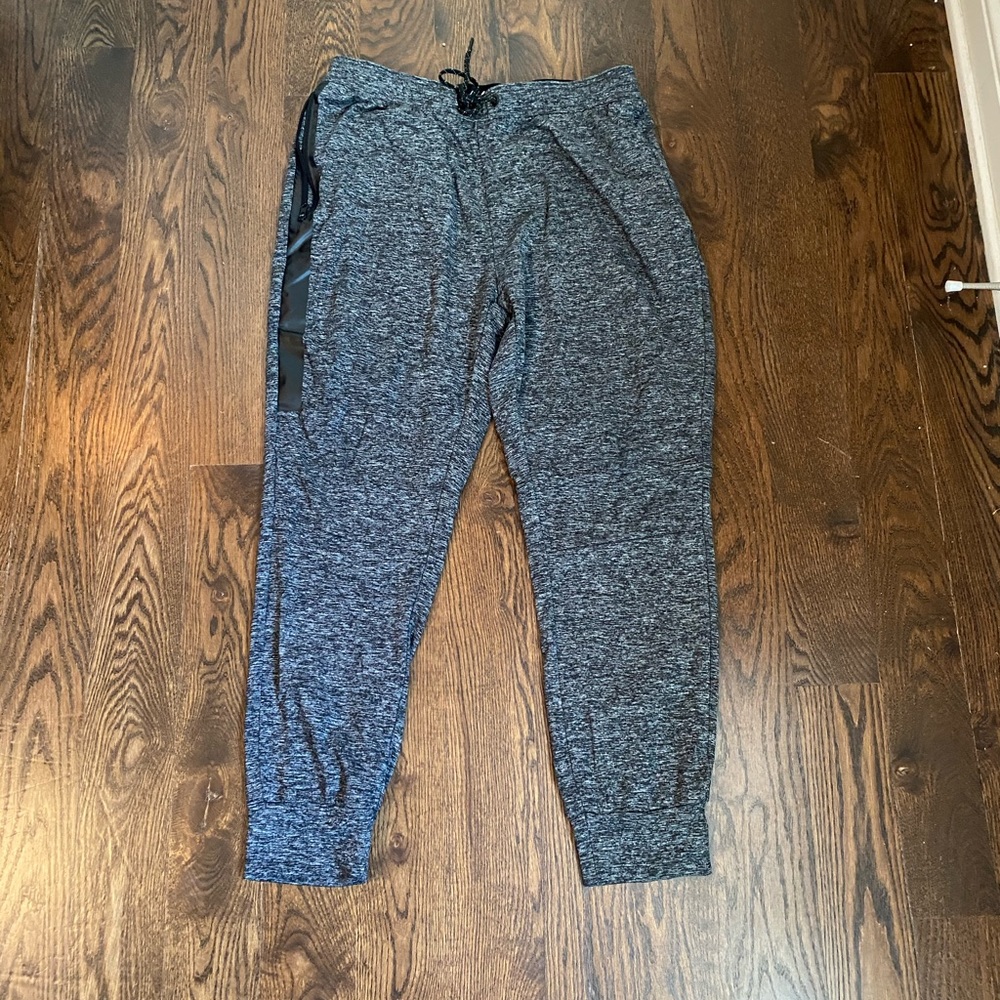 American Eagle AEFlex heathered joggers